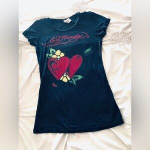 Vintage Y2K Ed Hardy Black Tee with Red Heart Design